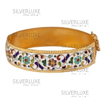 Серебряный браслет с белой горячей эмалью "Незабудка"